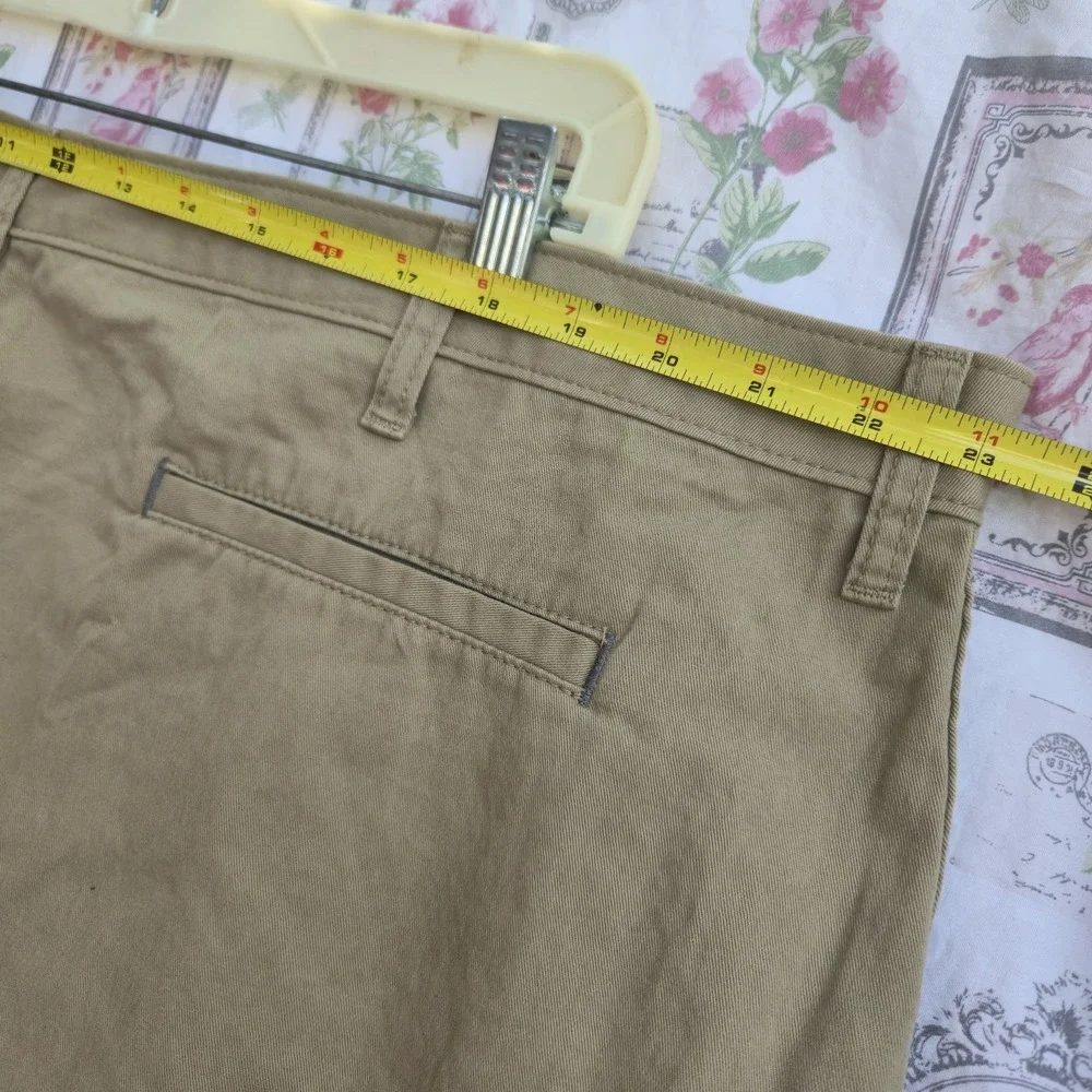 NWT Wrangler Relaxed Fit Cargo Shorts Mens 46 Reg Tan Khaki 100% Cotton‎ Utility